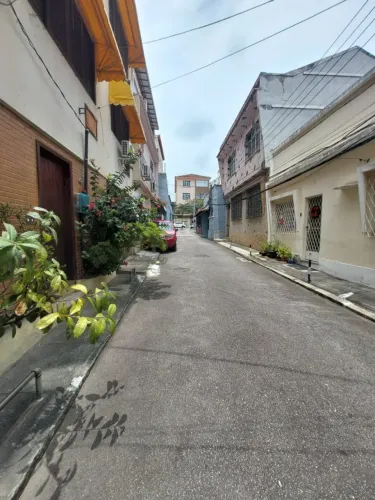 ALUGO - Casa de Vila 2 quatros - MÉIER - Rua Fábio da Luz -