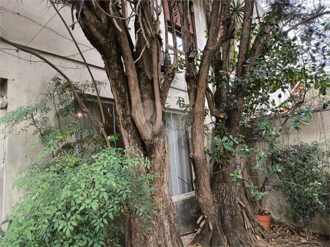 Casa em condomínio fechado