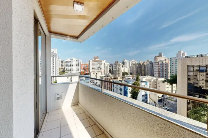 Centro | Apartamento 4 quartos, sendo 1 suite