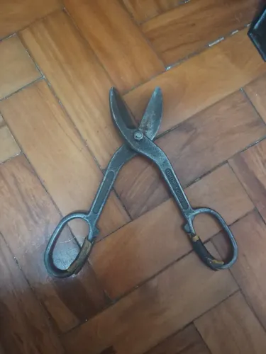Tesoura de cortar chapa