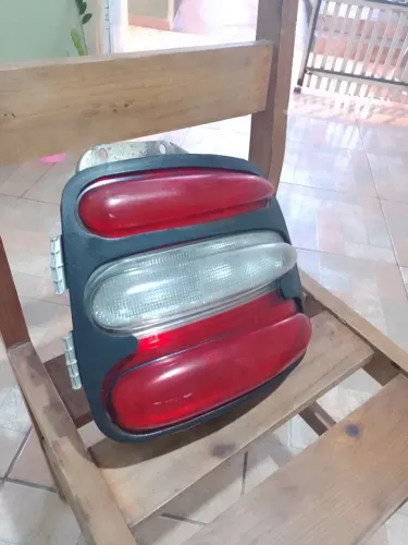 Lanterna traseira Fiat brava 