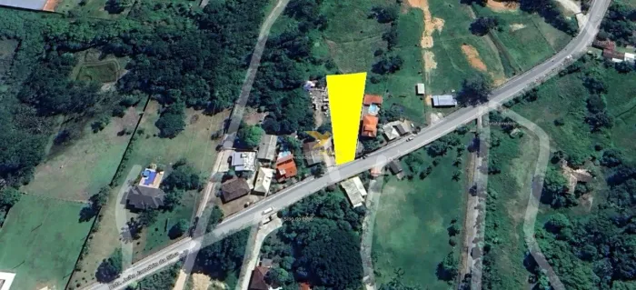 Terreno à Venda - 2.300 m² em Ratones, Florianópolis