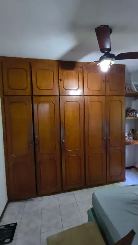 Guarda Roupa embutido