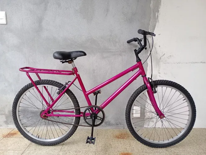 Bicicleta Feminina aro 24 - Ótimo estado!