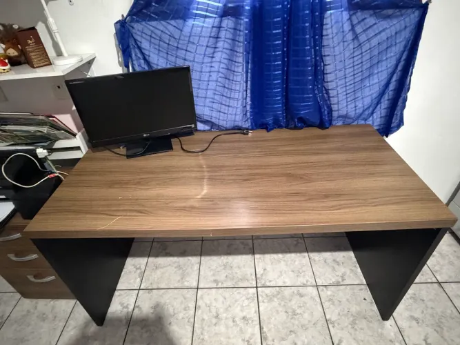 Mesa de escritório 