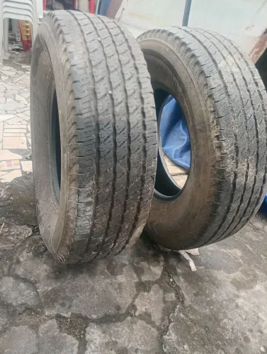 Vende-se dois pneus aro 16 zap *