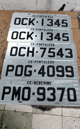 Trabalhamos com placa Mercosul é luminosa