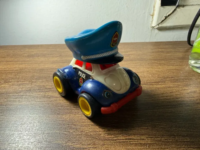 Carrinho policial anos 90