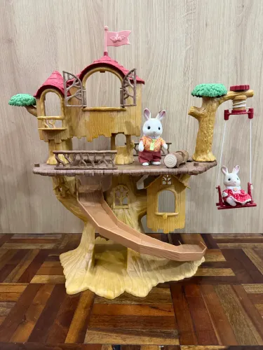 Aventura na Casa da Árvore da marca Sylvanian Families