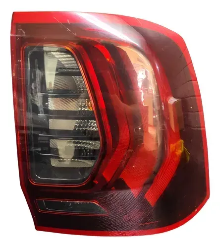 Lanterna Traseira Direita Renault Oroch 2016/2020 265505617r Direito/passageiro Vermelho