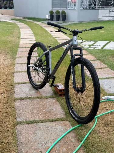 Bicicleta absolute nero 5 aberto para propostas