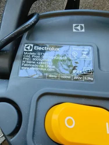 Aspirador ELETROLUX 1500W