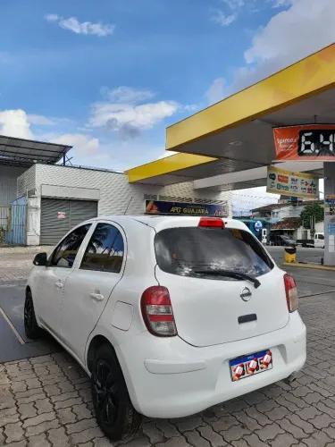 Nissan March S 1.0 16V Flex Fuel 5P 2013