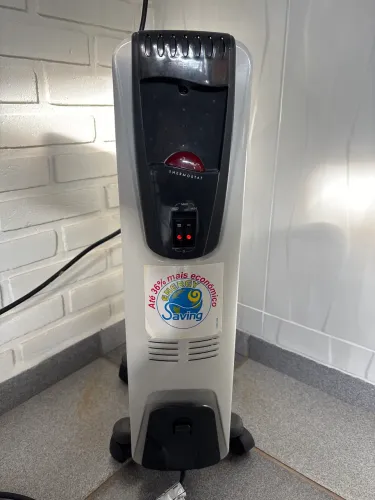 Aquecedor elétrico DeLonghi a óleo 