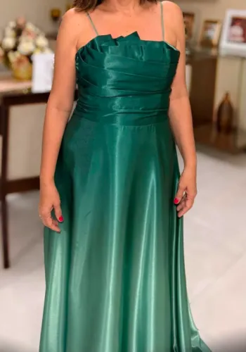 Vestido Longo de Festa Casamento Verde Esmeralda Acetinado - Veste 40