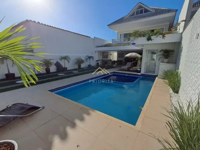Casa condomínio Rio Mar! 5 suítes, piscina, sauna e área gourmet!