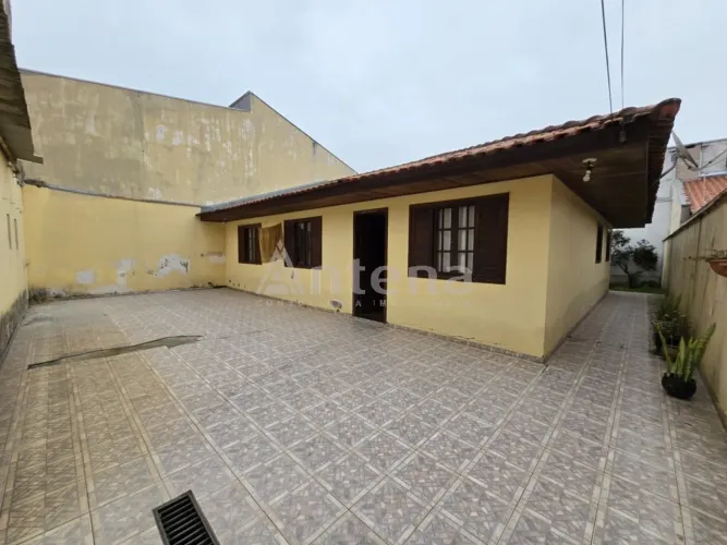 Residência com 3 quartos à venda por R$ 850000.00, 120.00 m2 - AFONSO PENA - SAO JOSE DOS