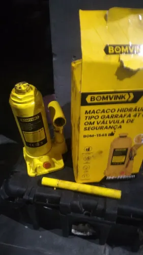 4 toneladas