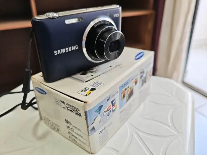 Camera Digital Samsung ST150F 16.2MP+WI-FI+Caixa Original (Perfeita para Estética Retrô)