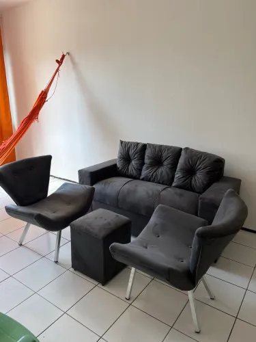 Kit sofá e Poltronas 