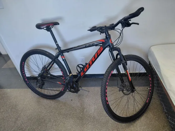 Bicicleta Aro 29 Lotus CXR