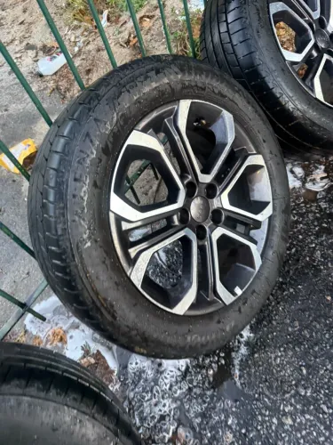 Vendo jogo de rodas jeep commander aro 18 5x110