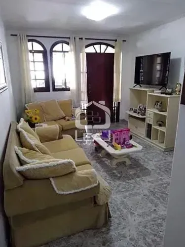 Sobrado em condomínio fechado com 4 dormitórios e 2 vagas à venda, 140 m² por R$ 615.000,0
