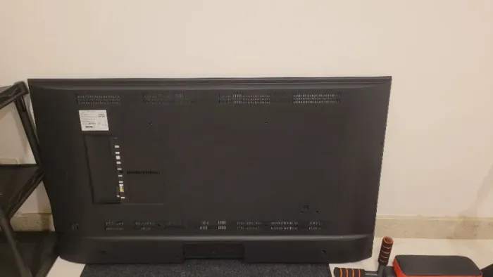 Smart TV 4K 55''- Samsung modelo UN55MU6100G