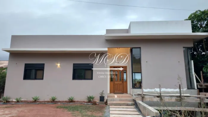 Casa com 3 dormitórios à venda, 250 m² por R$ 950.000,00 - Almeida Prado - Igaratá/SP