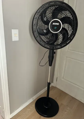 Ventilador Arno Ultra Silence Force 110/127v