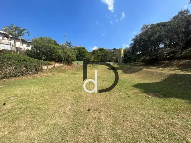 Terreno à venda, 2600 m² por R$ 1.100.000,00 - Condomínio Chácaras do Lago - Vinhedo/SP