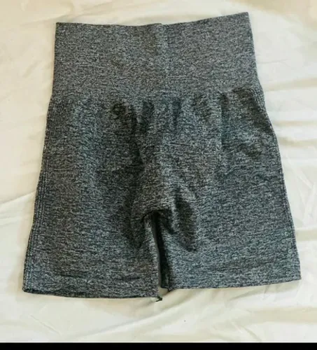 Short SHEIN cinza/ tamanho único (veste P, M e G)