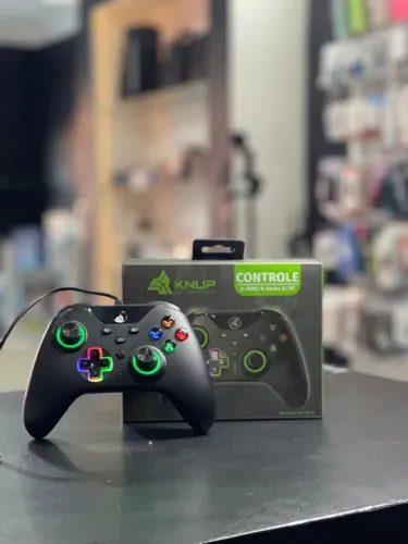 Controle Gamer Knup GM019 (xbox one, xbox S/X e PC)