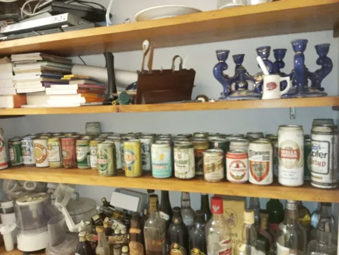 Coleção de latas de cerveja de diversos paises