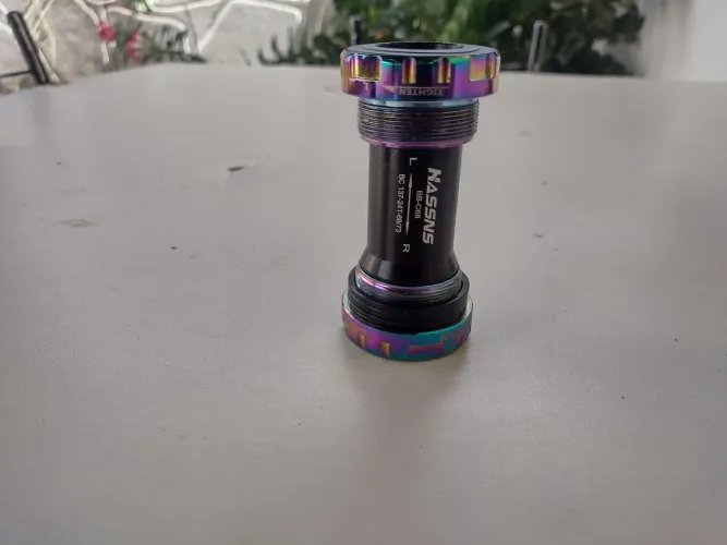 Movimento central hollowtech integrado hassns camaleão