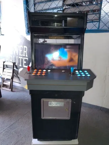 Máquina de fliperama Taito