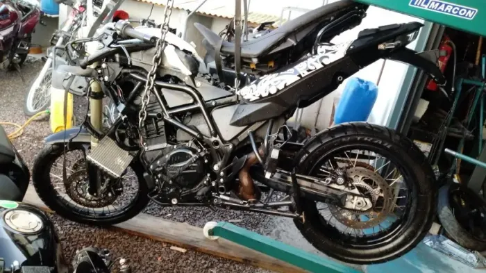 Sucata de moto para retirada de peças Bmw F800Gs Gs800 2014