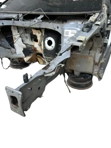 Caixa de roda esquerda VW Golf 1.6 MSI AUTO 2015