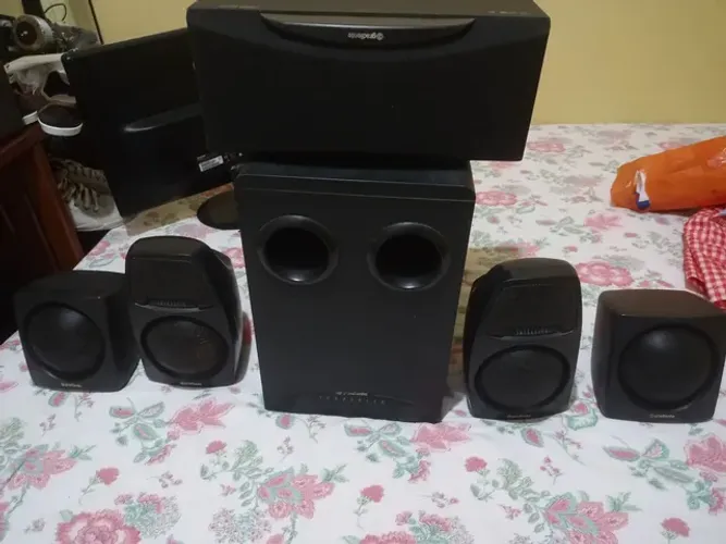Caixa de som para home theater