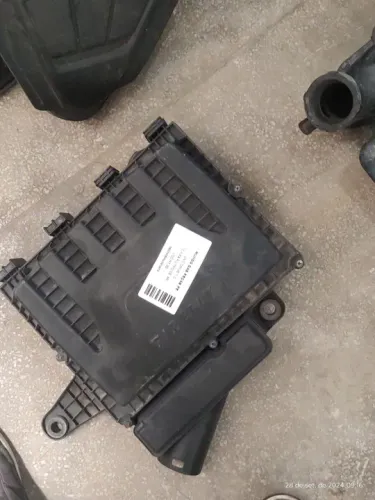 caixa do filtro de ar Fiat uno