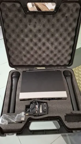 MICROFONE VOKAL SEM FIO.