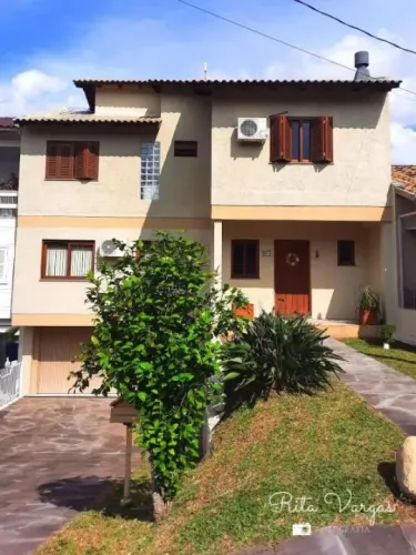 Casa em Condomínio à venda, 3 quartos, 1 suíte, 2 vagas, São Lucas - Viamão/RS