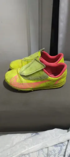 Chuteira infantil society Nike Tam 29
