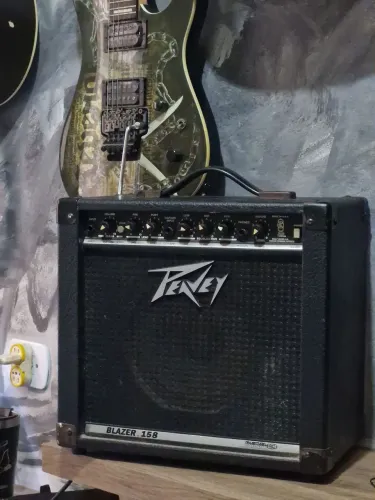 Amplificador Peavey Blazer 158 - Ideal para estudo