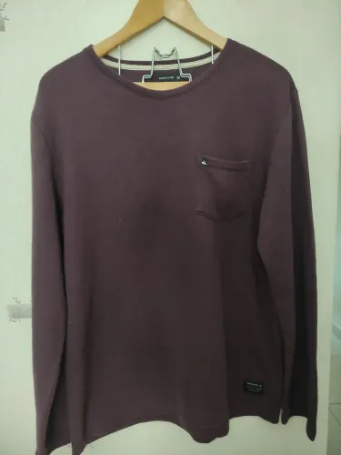 QUIKSILVER MOLETOM TAM G 65,00<br>ALTURA 80CM<br>LARGURA 63CM<br>OMBRO 52CM<br>ALTURA MANGA 72CM