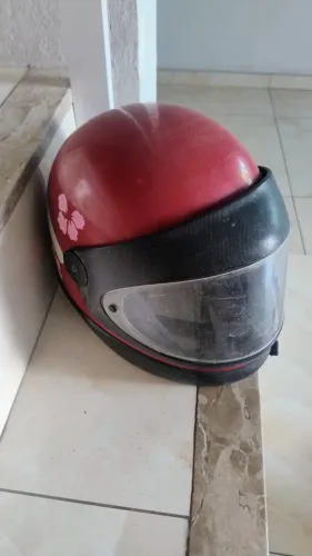 Capacete