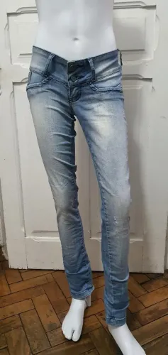 Calça com elastano Patogê 34