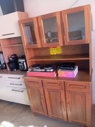 Armário de Cozinha em Madeira