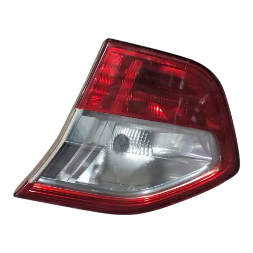Lanterna tampa traseiro direito renault fluence 2011 a 2015