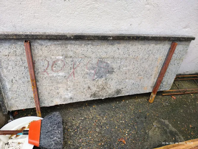 Bancada pedra verde Ubatuba 1,20x 45